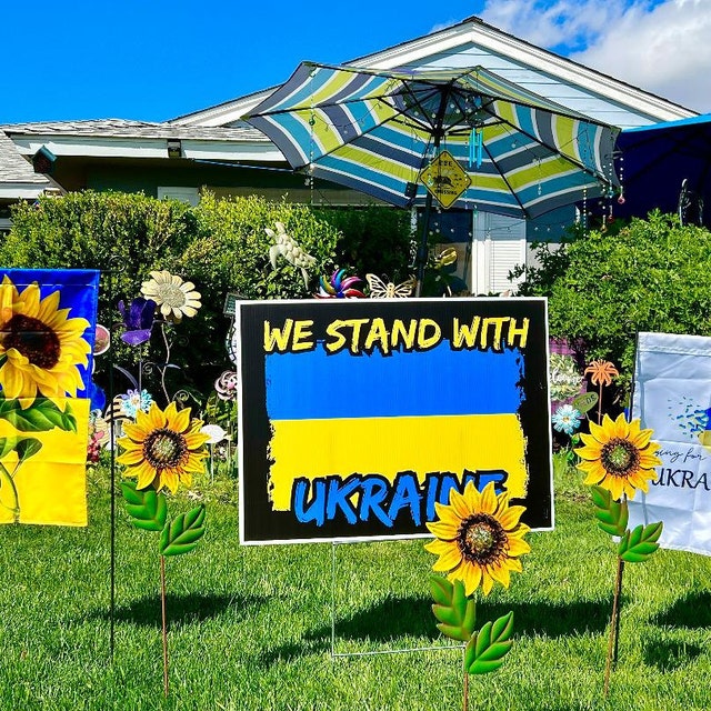 Support Ukraine, Stand with Ukraine, Ukraine Flag, Yard Sign, 18x12, 24x18, 36x24, v4